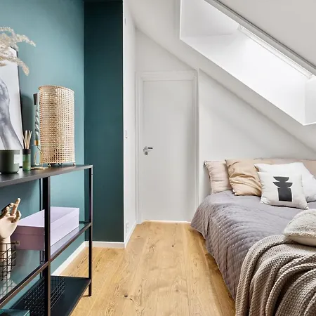 Apartment Stunning Modern In The Heart Of Downtown